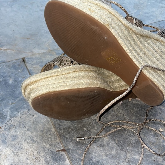 Aldo Tan Wedge size 7.5 - Picture 5 of 7